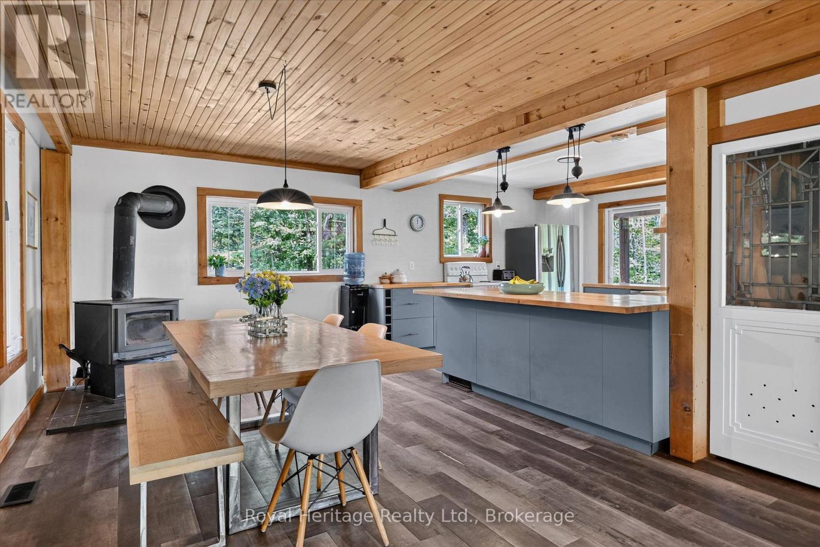 82 KENNEDY DRIVE - Image 12