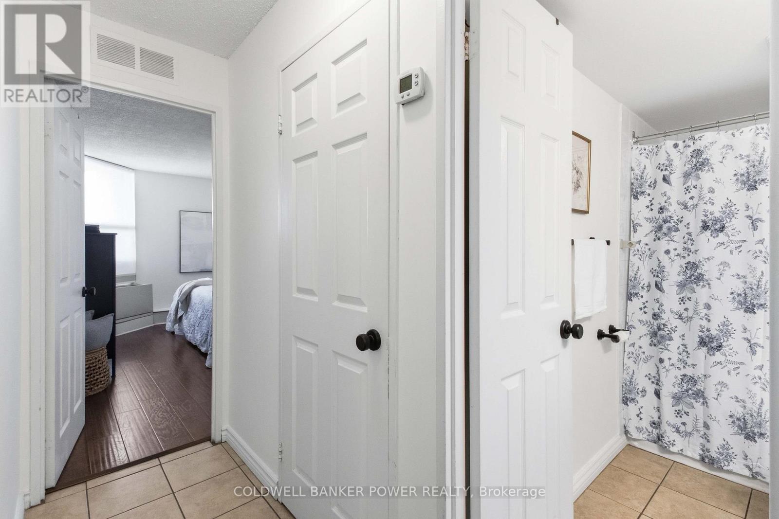 #302 323 COLBORNE STREET - 22