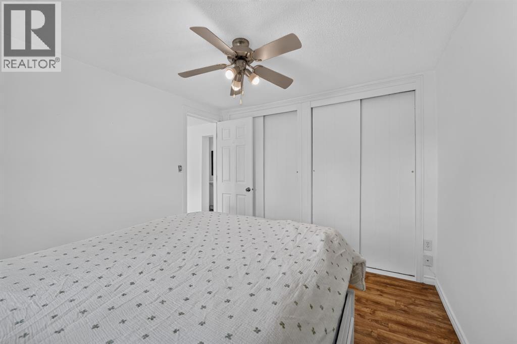 233 4 Street - 13