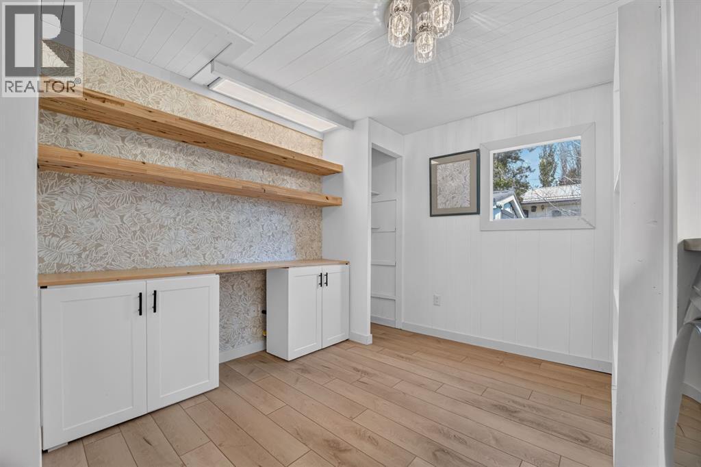 233 4 Street - 17
