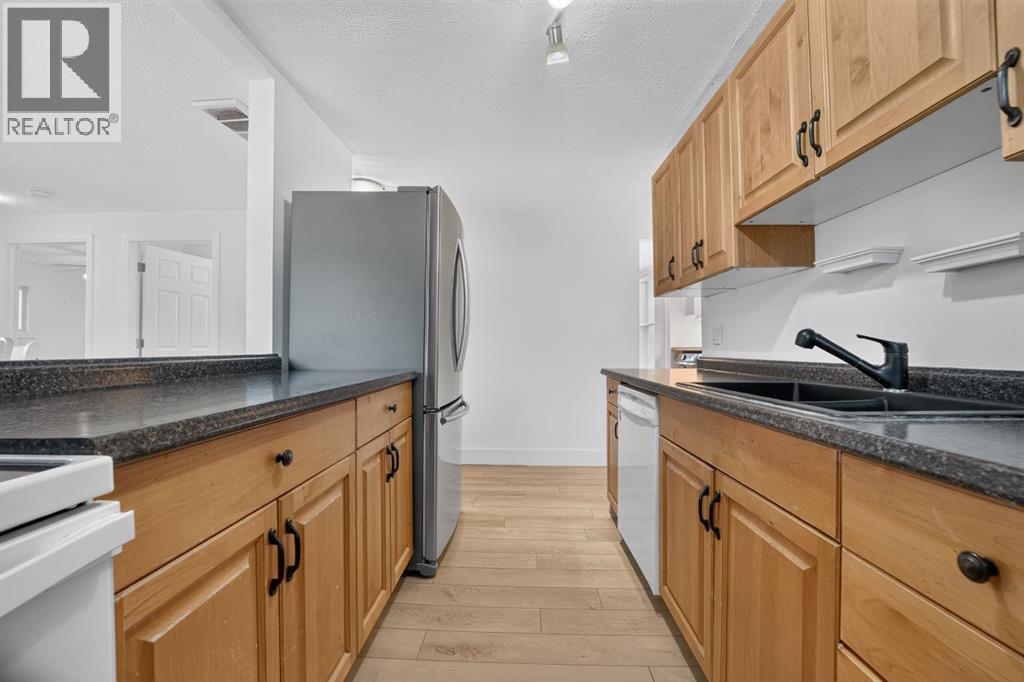 233 4 Street - Image 11