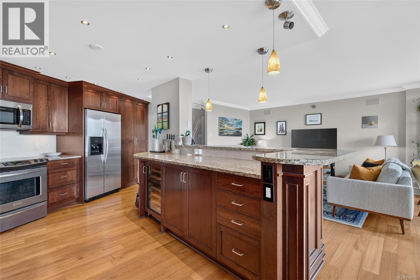 710 225 Belleville Street, Victoria