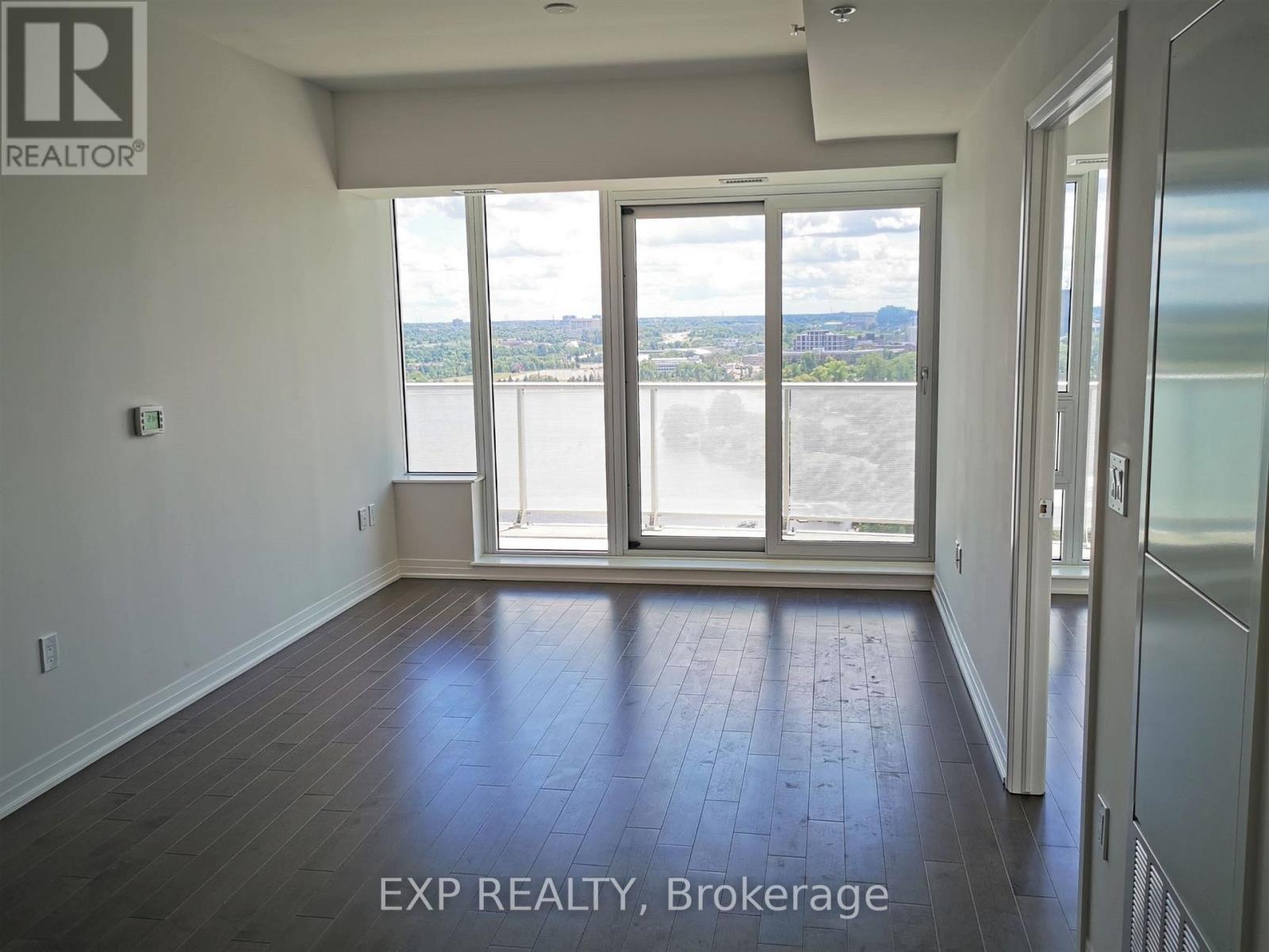 House for Rent in Ottawa – 2005 – 805 CARLING AVENUE, Ottawa – By Peter Sagos - Image 14