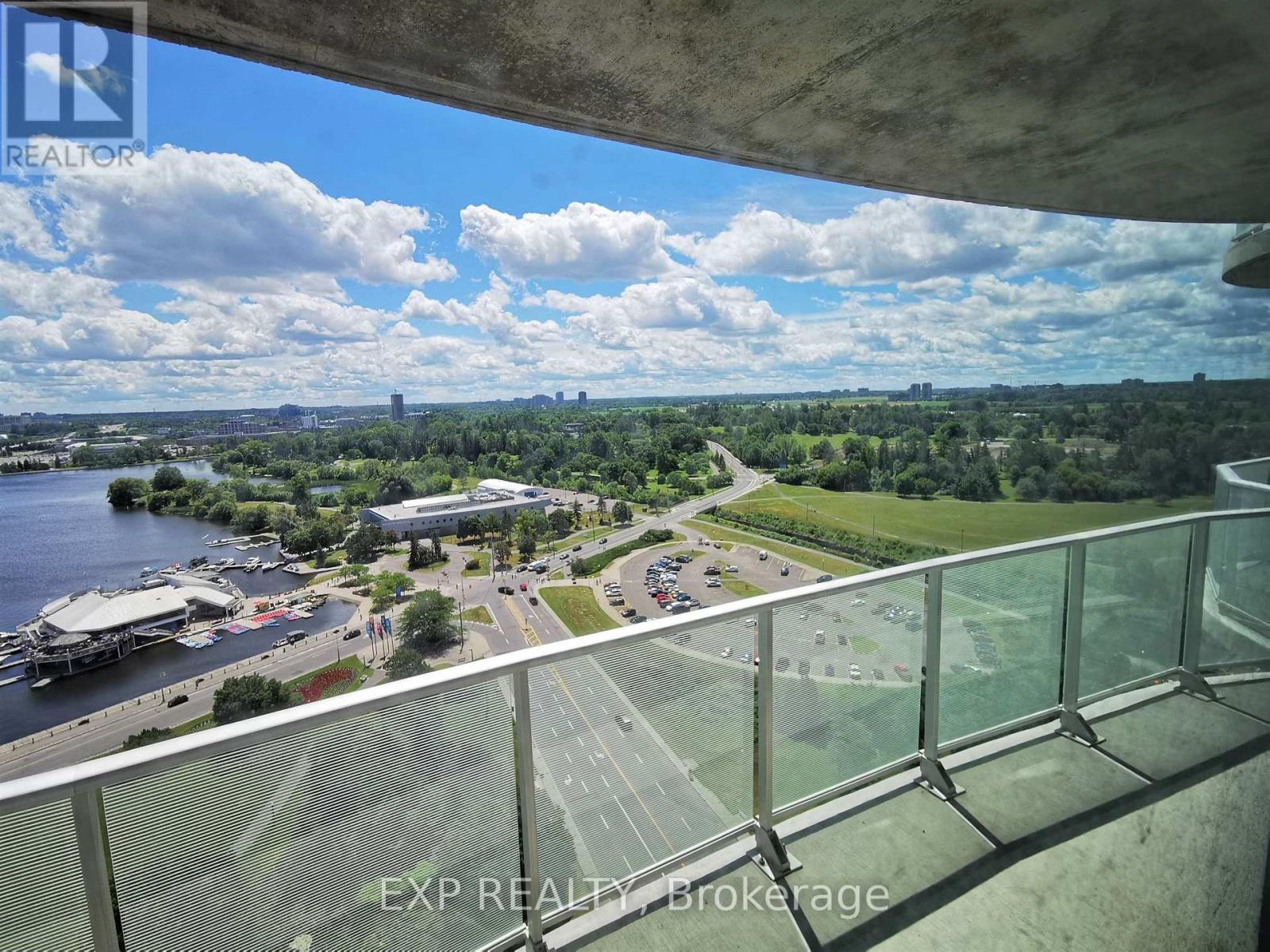 House for Rent in Ottawa – 2005 – 805 CARLING AVENUE, Ottawa – By Peter Sagos - Image 19