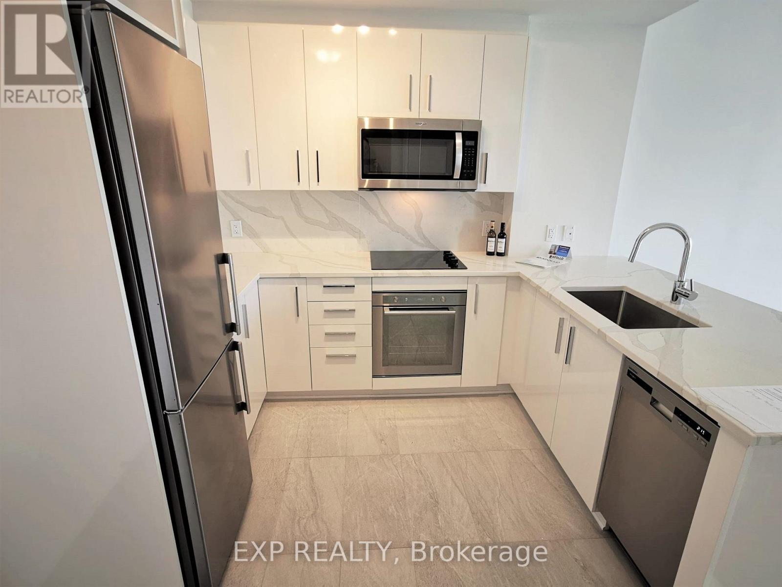 House for Rent in Ottawa – 2005 – 805 CARLING AVENUE, Ottawa – By Peter Sagos - Image 9