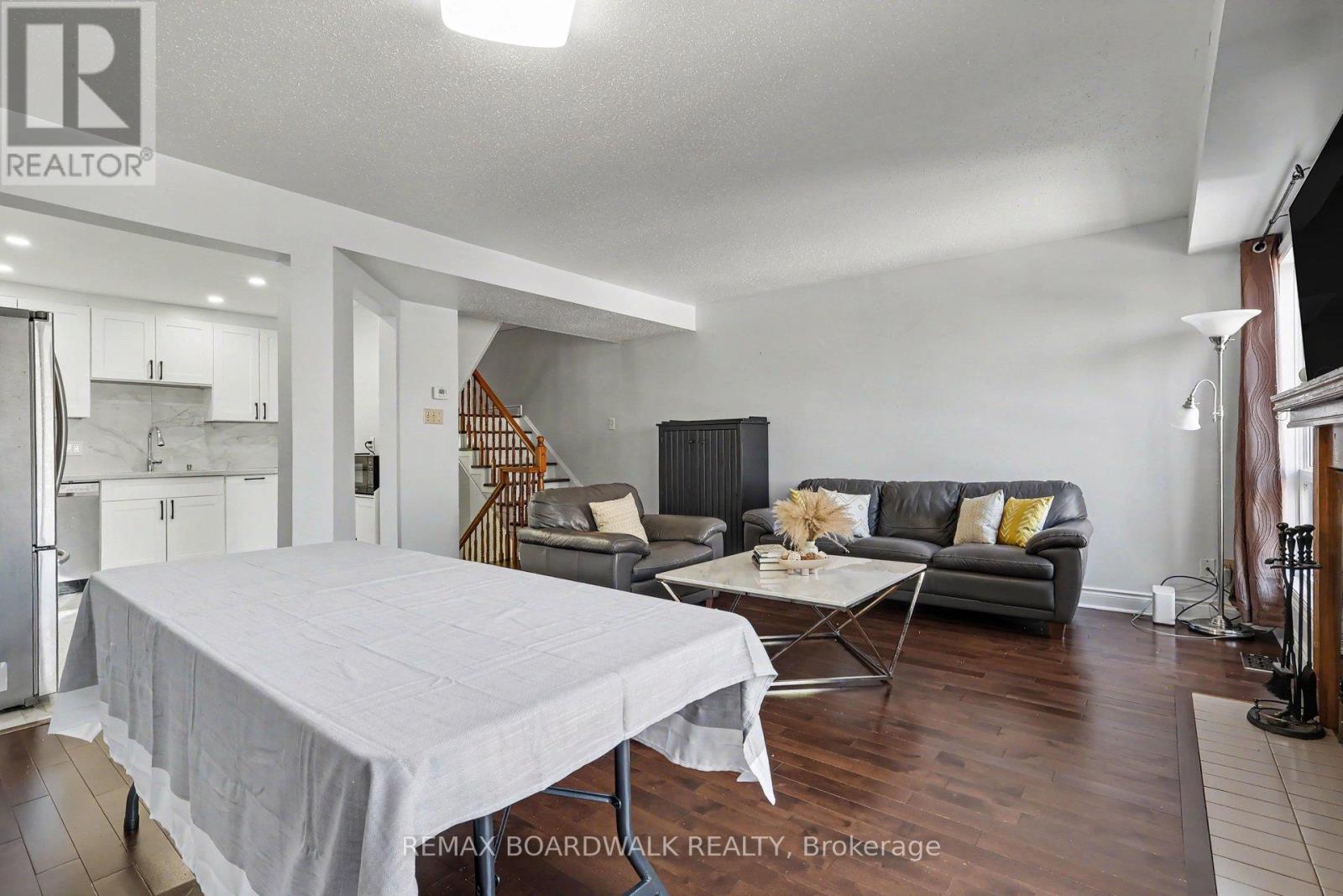 House for Rent in Ottawa – 1388 BEAUCOURT PLACE, Ottawa – By Peter Sagos - Image 9