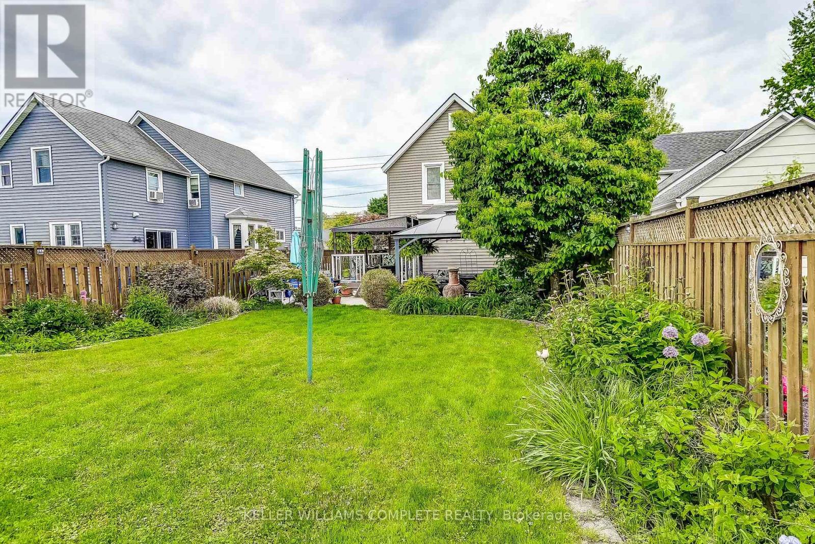 344 PHIPPS STREET - 32
