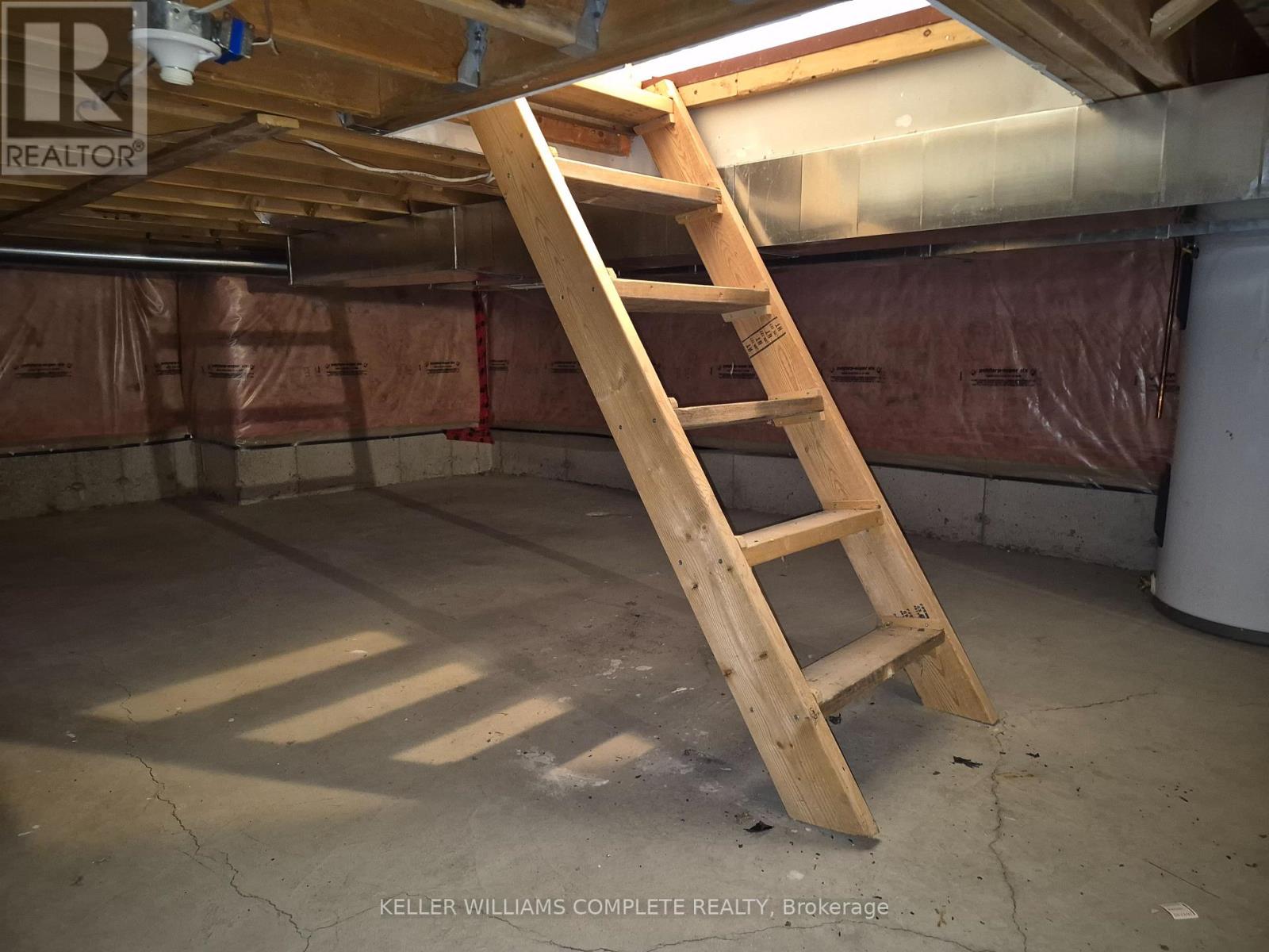 #10 162 FIRST STREET - Image 15