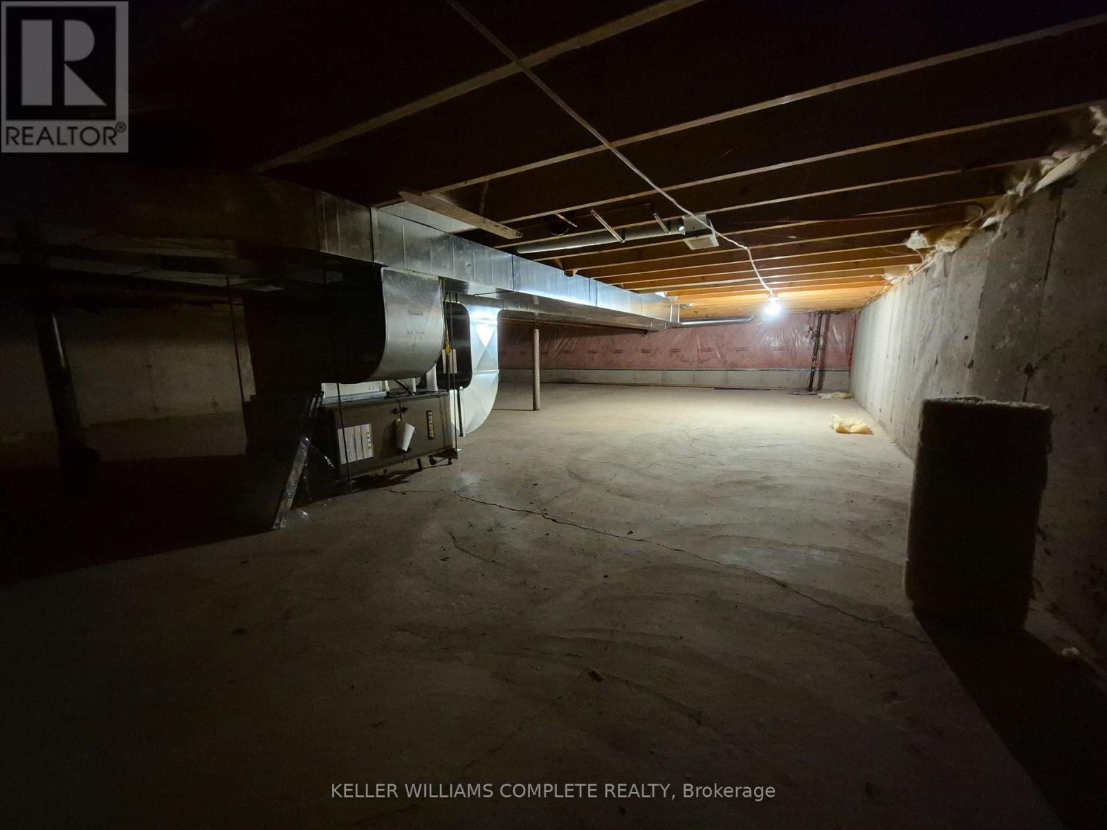 #10 162 FIRST STREET - Image 17