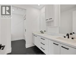 3563 Donato, Lasalle, ON N9H0L5 Photo 28