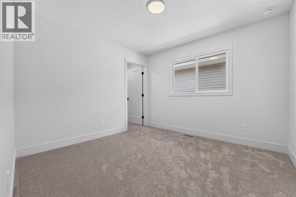 2530 44 Street S - Image 32
