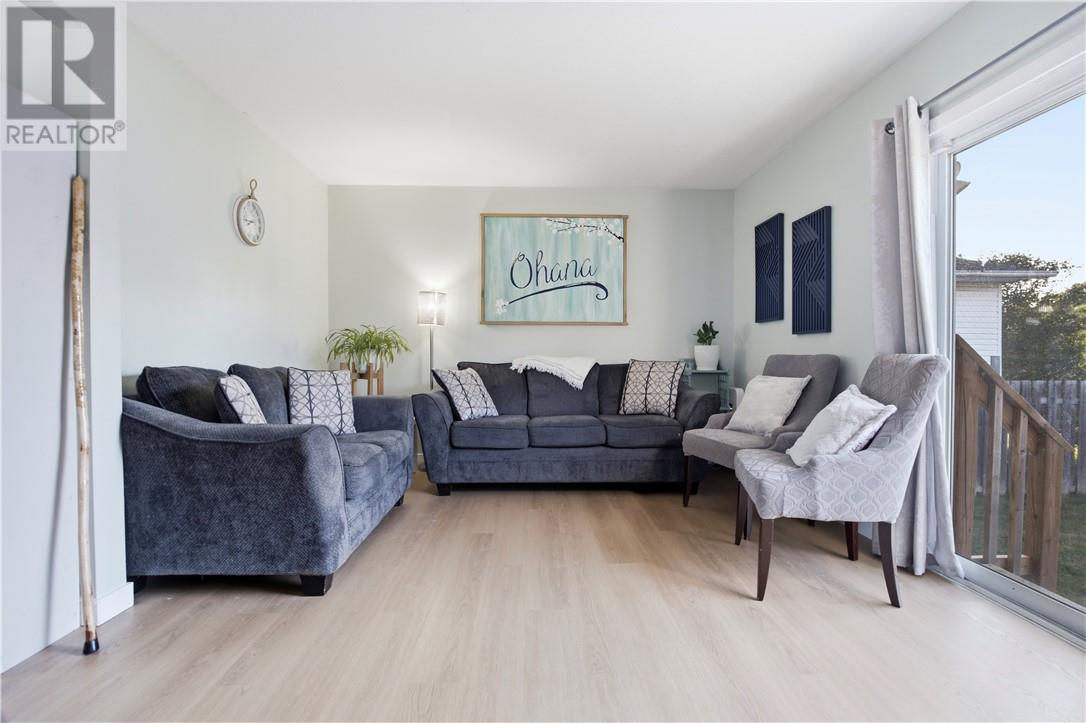 43 Shamess Crescent - Image 12