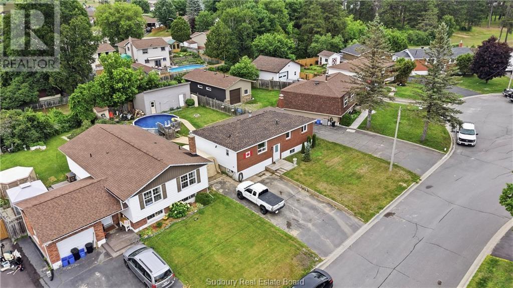43 Shamess Crescent - 42