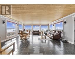 59 Maryland Drive thumbnail 2