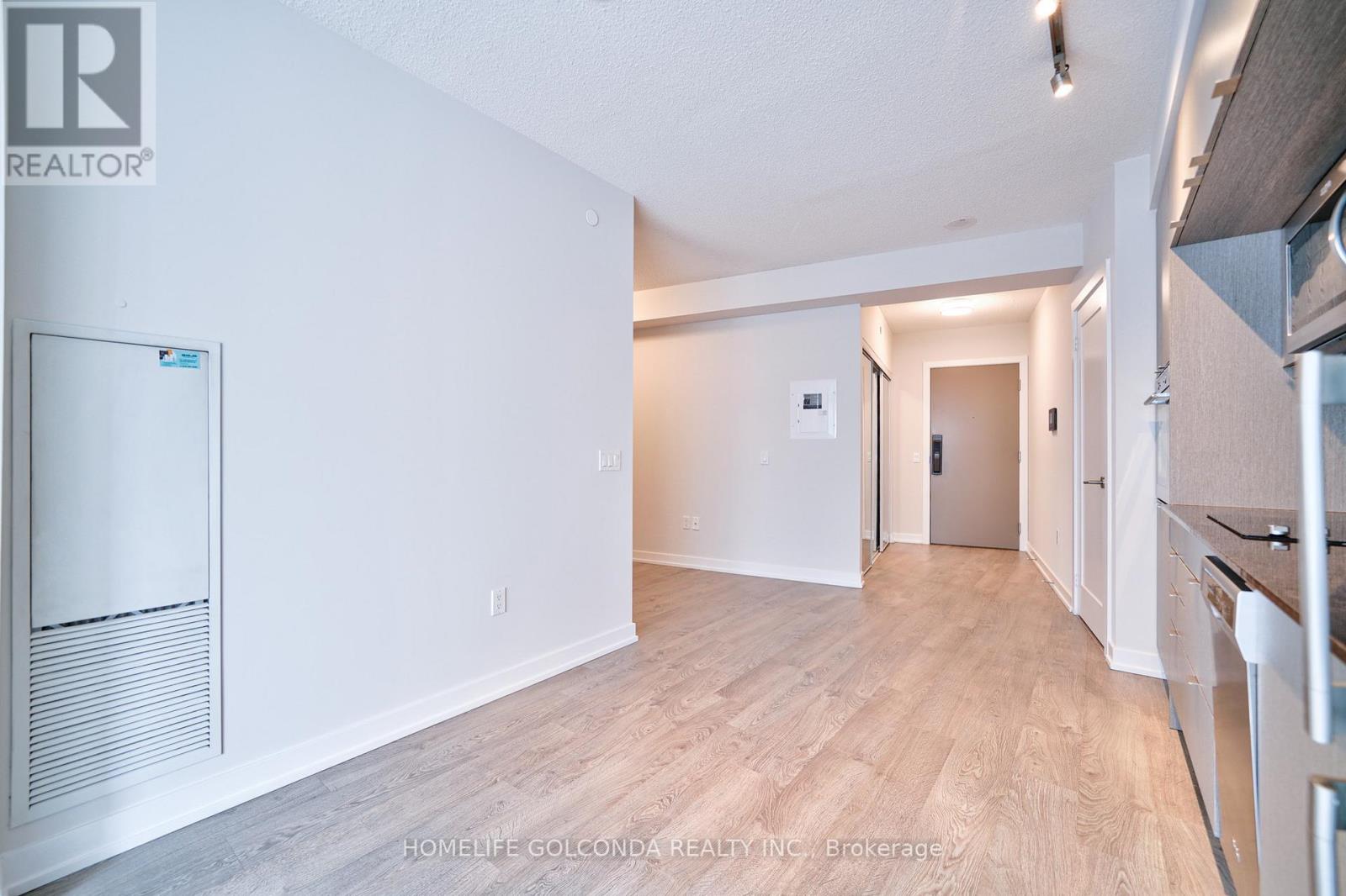 #2607 10 YORK STREET - 21