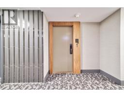 2607 - 10 York Street, Toronto, ON M5J2Z2 Photo 6