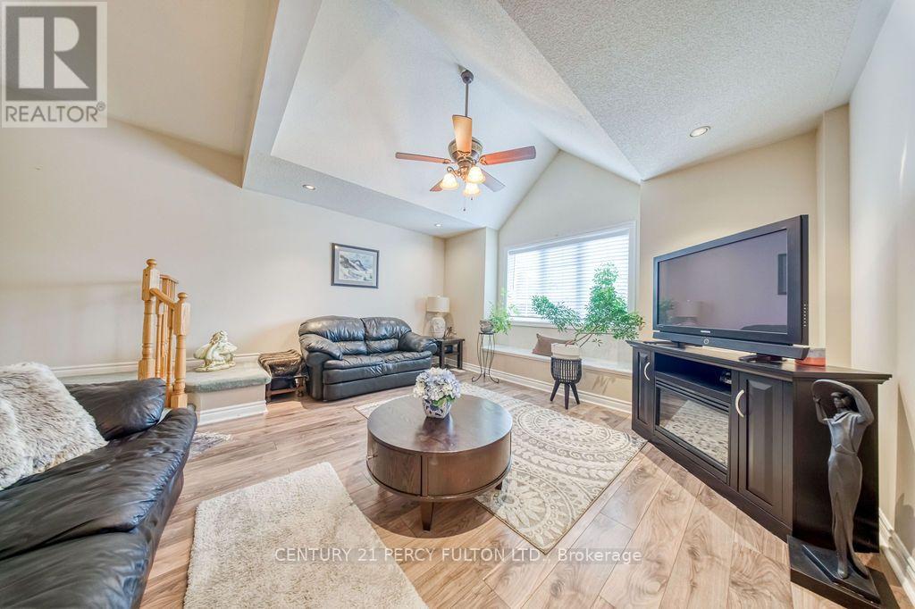 589 BLACKWOOD BOULEVARD - 20