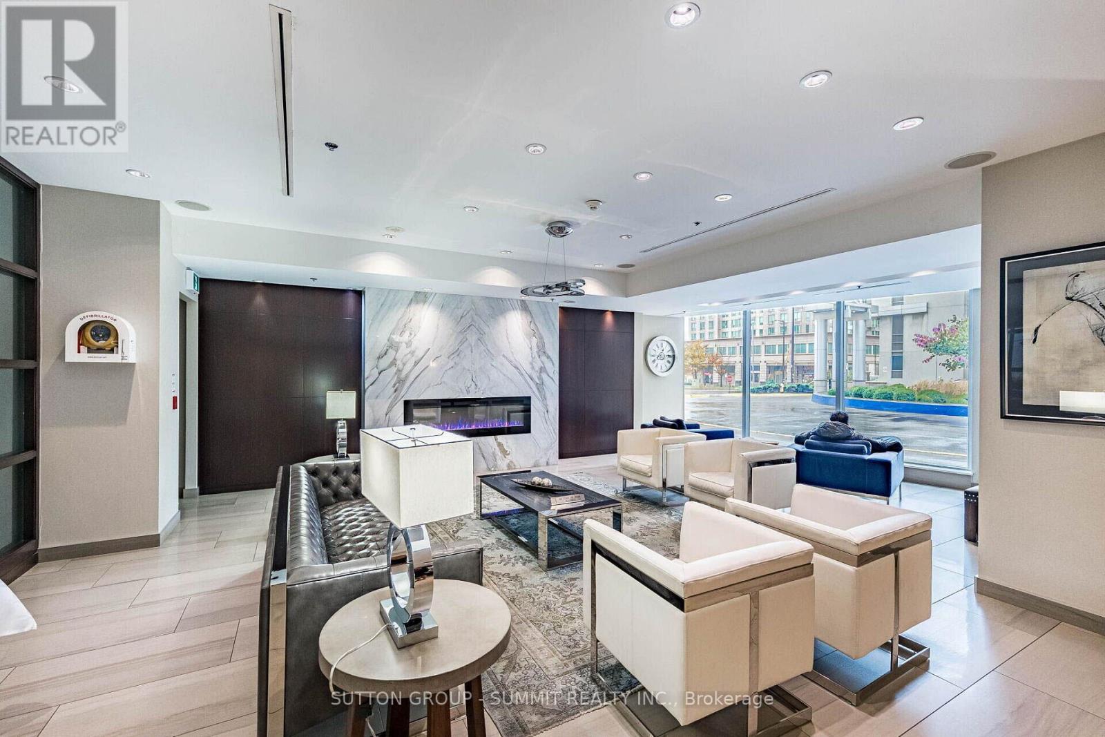 #2605 38 LEE CENTRE DRIVE - 28