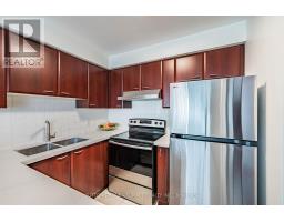 2605 - 38 Lee Centre Drive, Toronto, ON M1H3J7 Photo 7