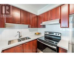 2605 - 38 Lee Centre Drive, Toronto, ON M1H3J7 Photo 9