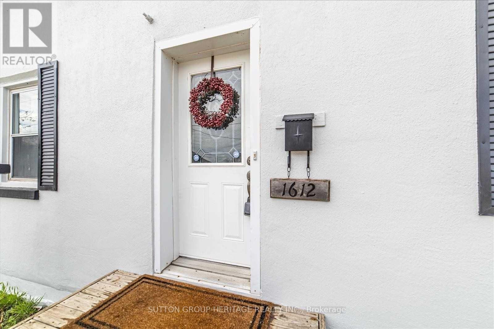 1612 DUFFERIN STREET - 2