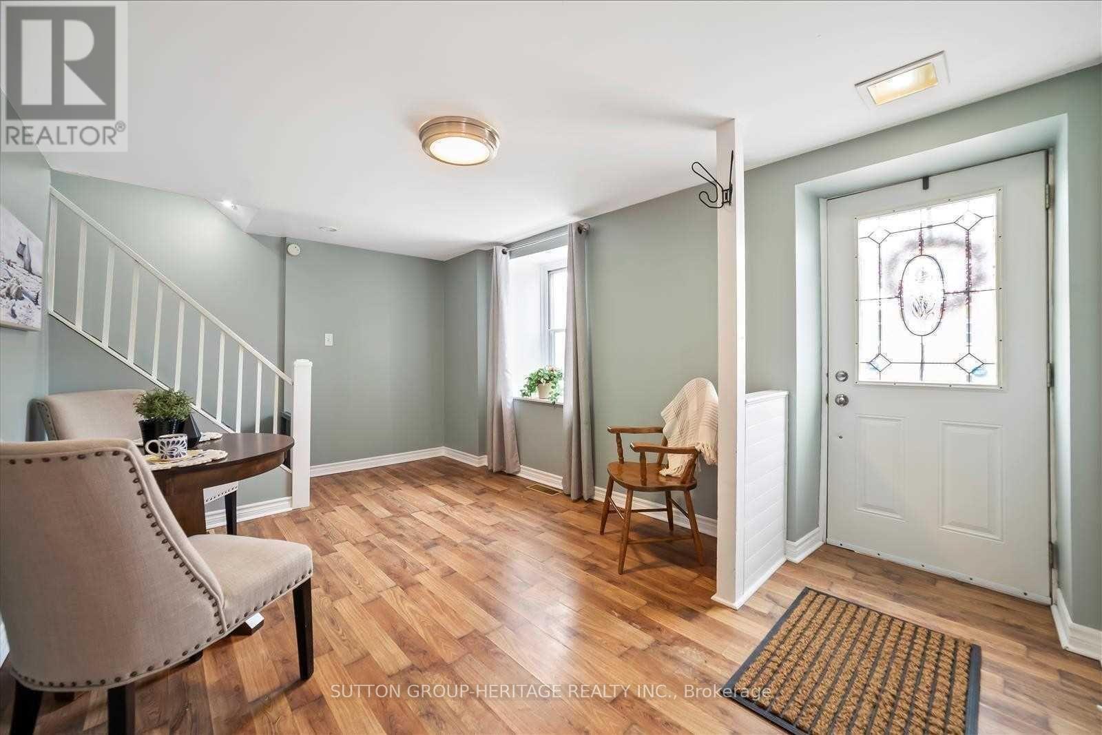 1612 DUFFERIN STREET - 3
