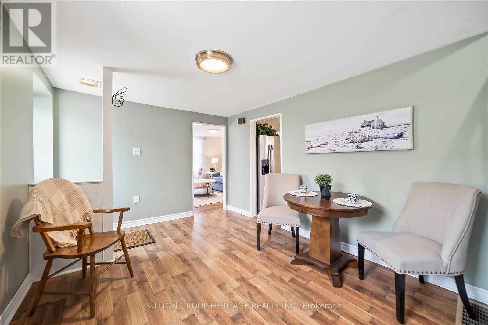 1612 DUFFERIN STREET - 4