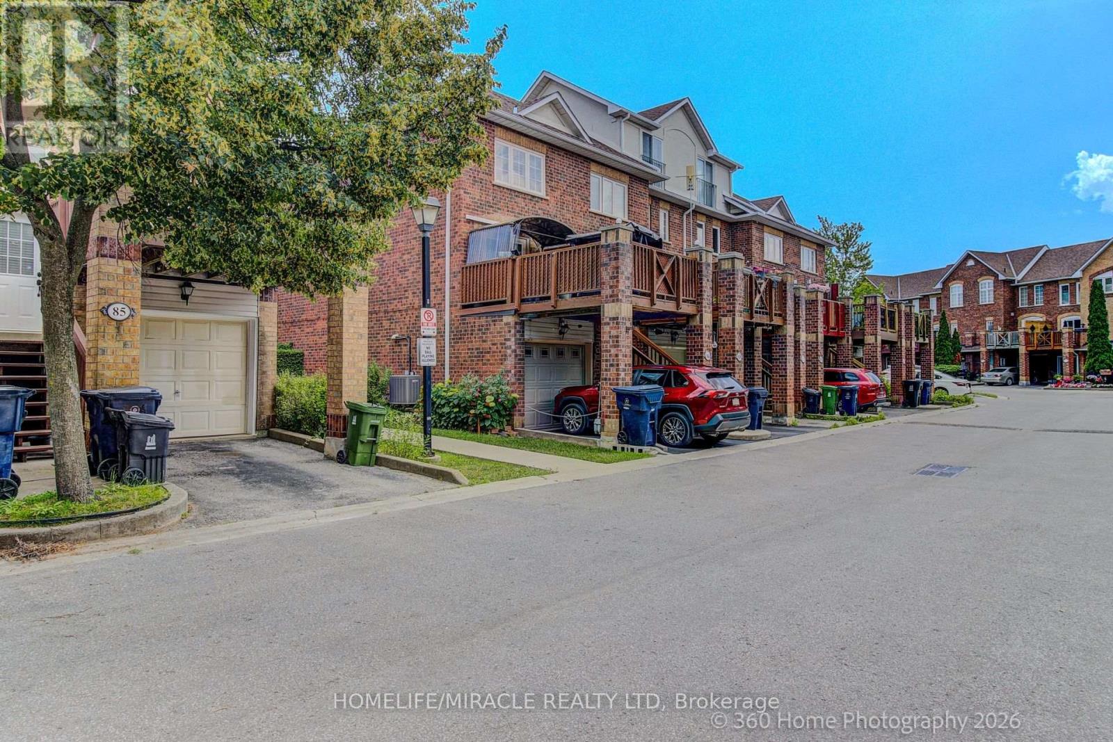 #85 2 HEDGE END ROAD - 27