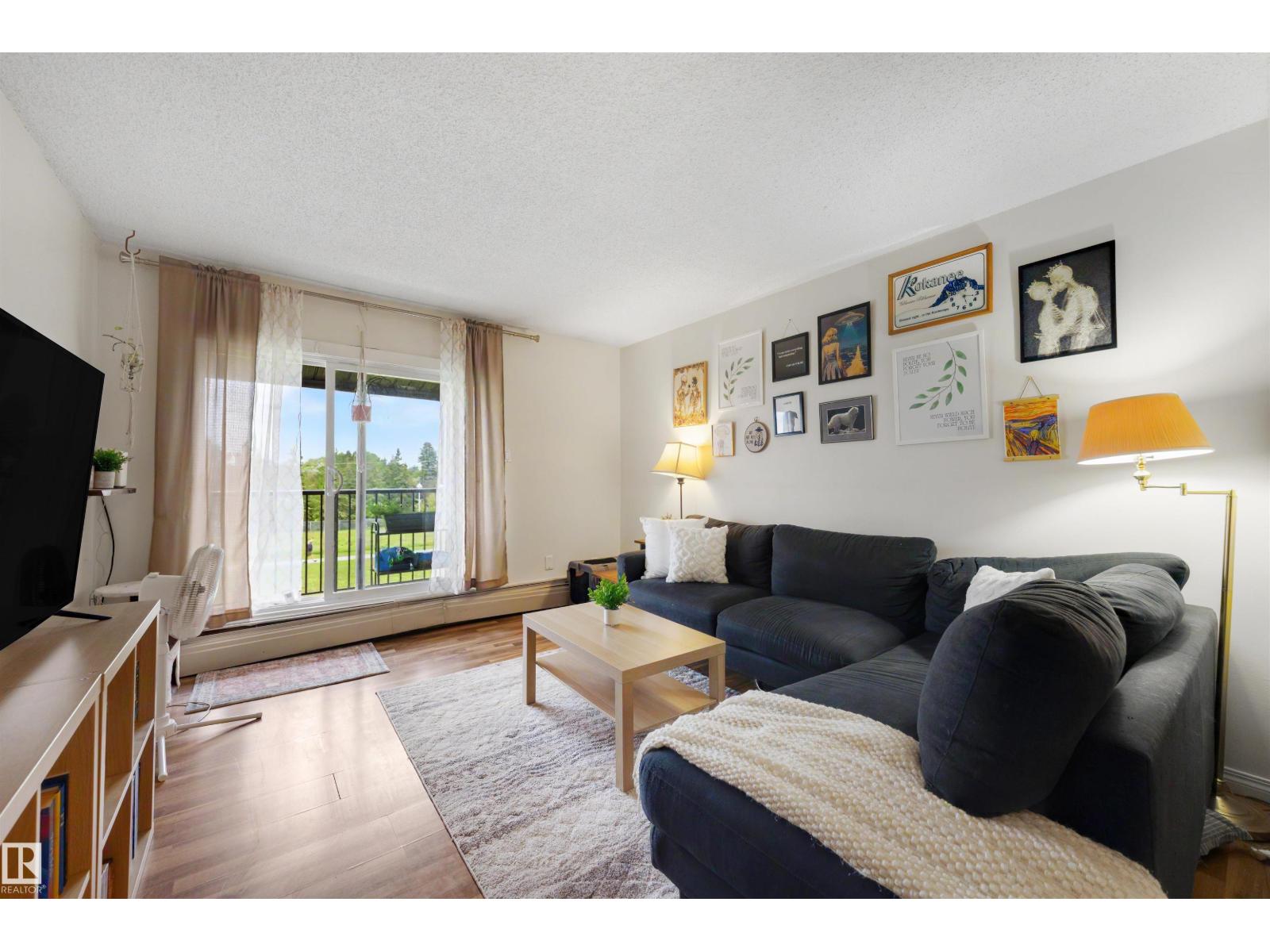 #10 2816 116 ST NW - 10