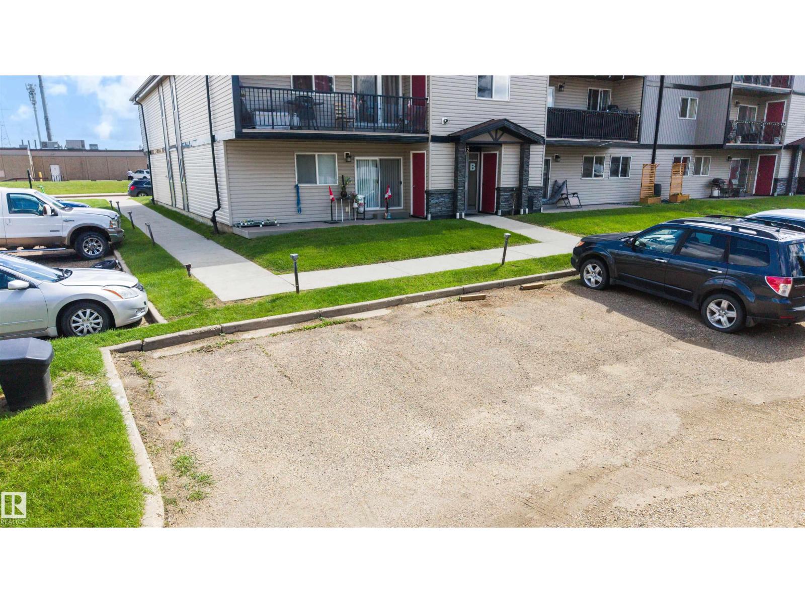 #10 2816 116 ST NW - Image 29