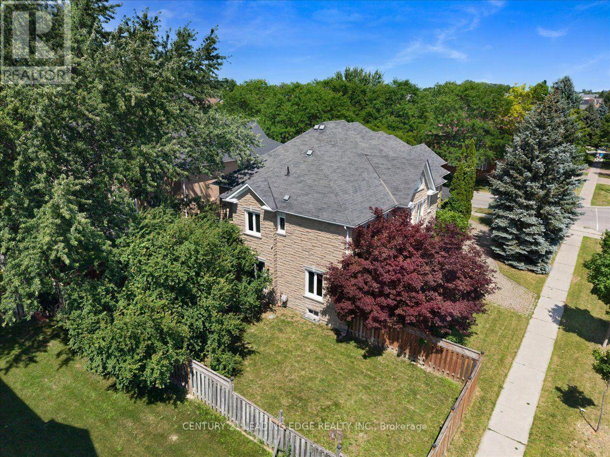 22 FERN AVENUE - 41