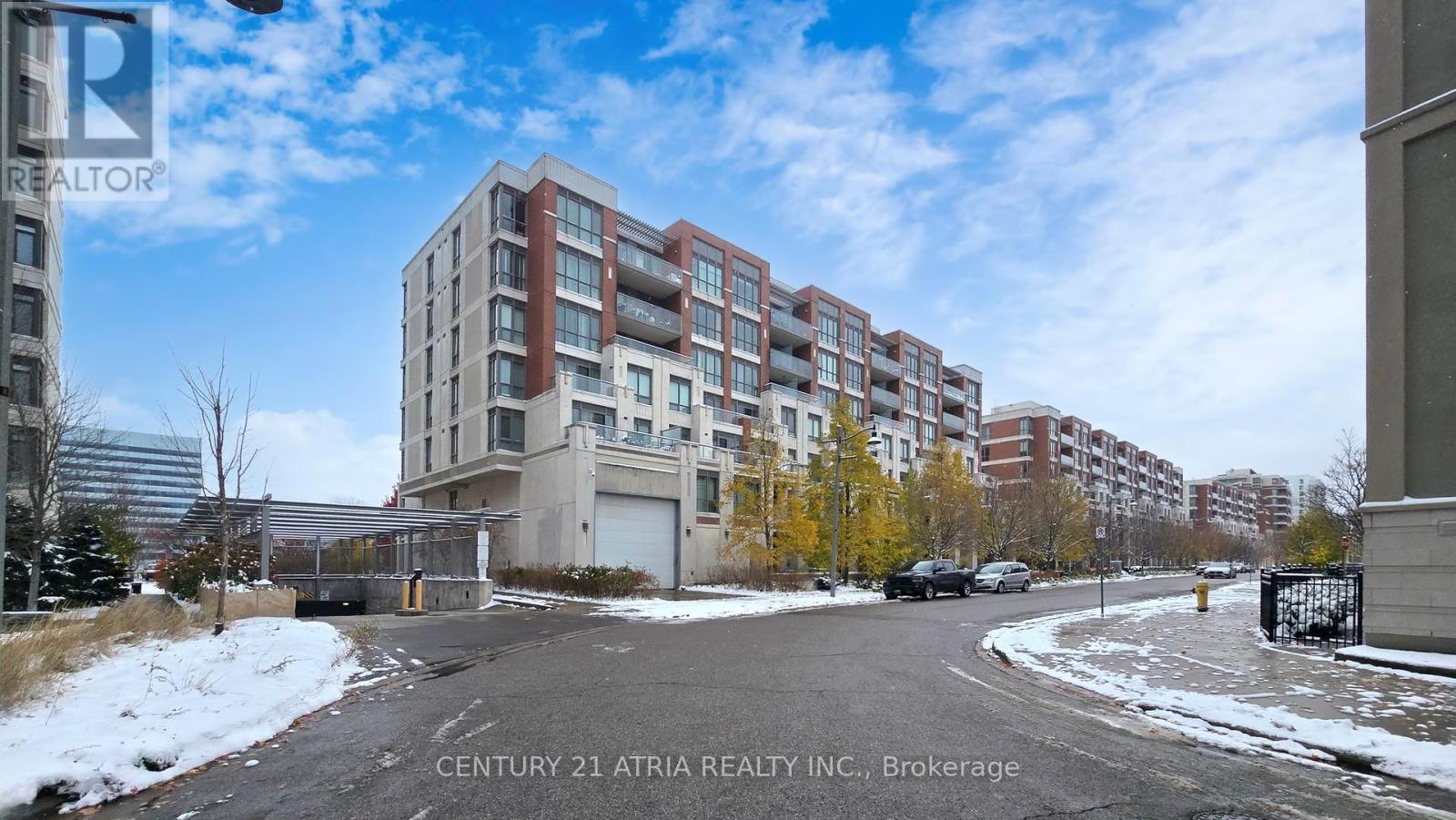 311D - 57 UPPER DUKE CRESCENT