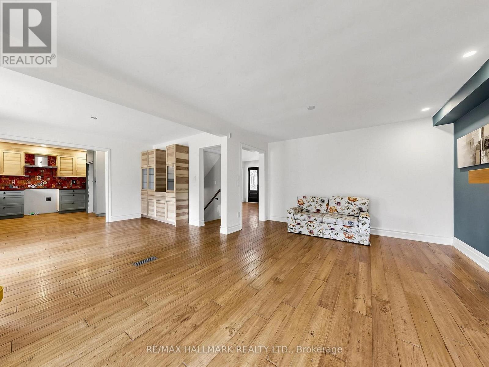 25 KERSEY CRESCENT - 15