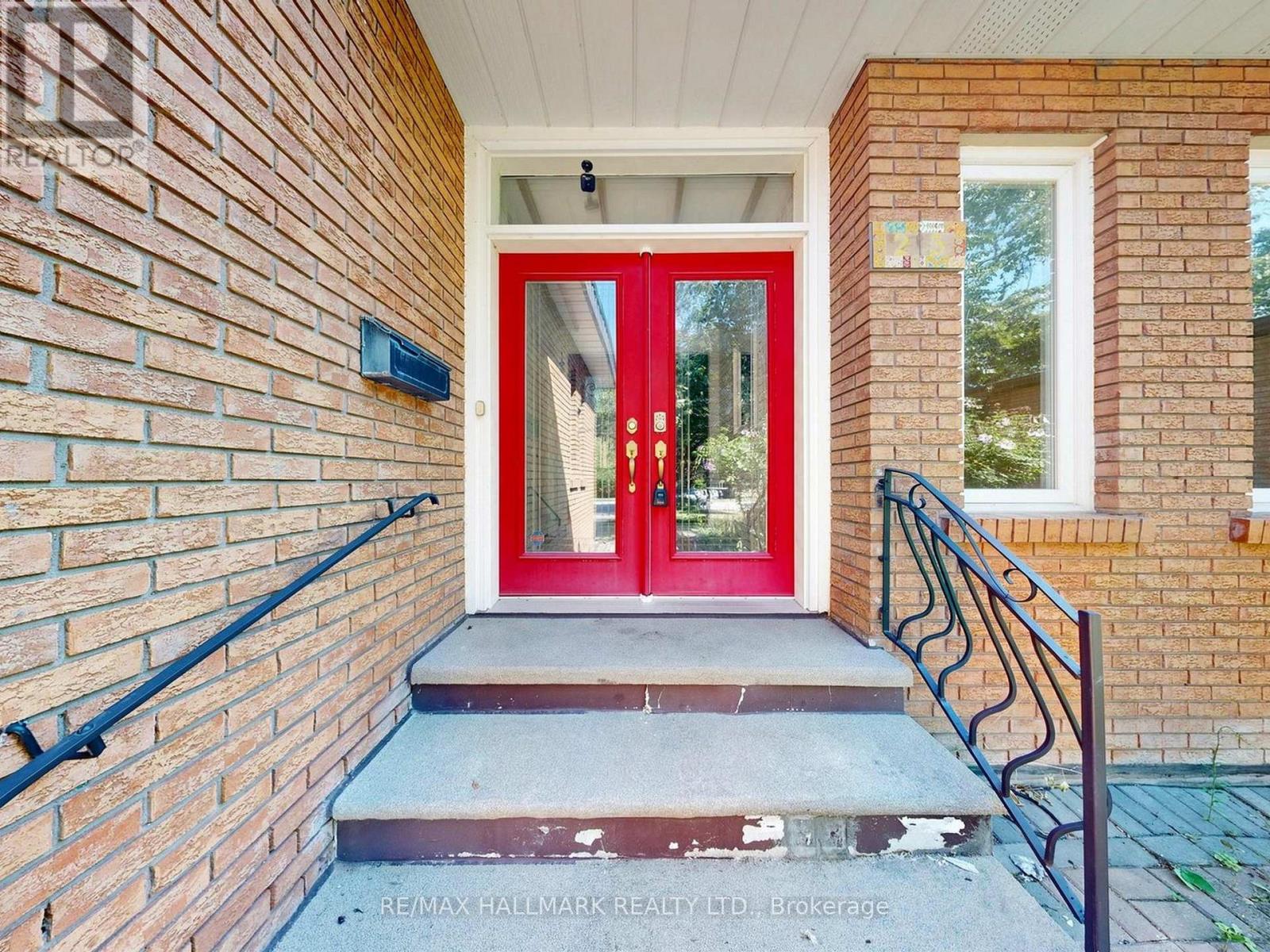 25 KERSEY CRESCENT - Image 3