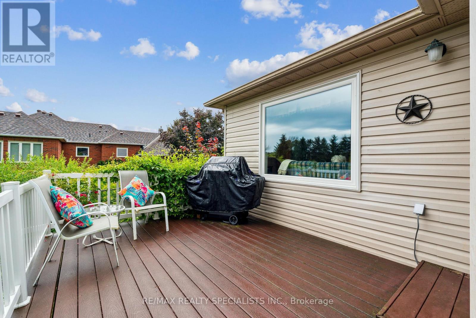 22 LAMONT CREEK DRIVE - 30