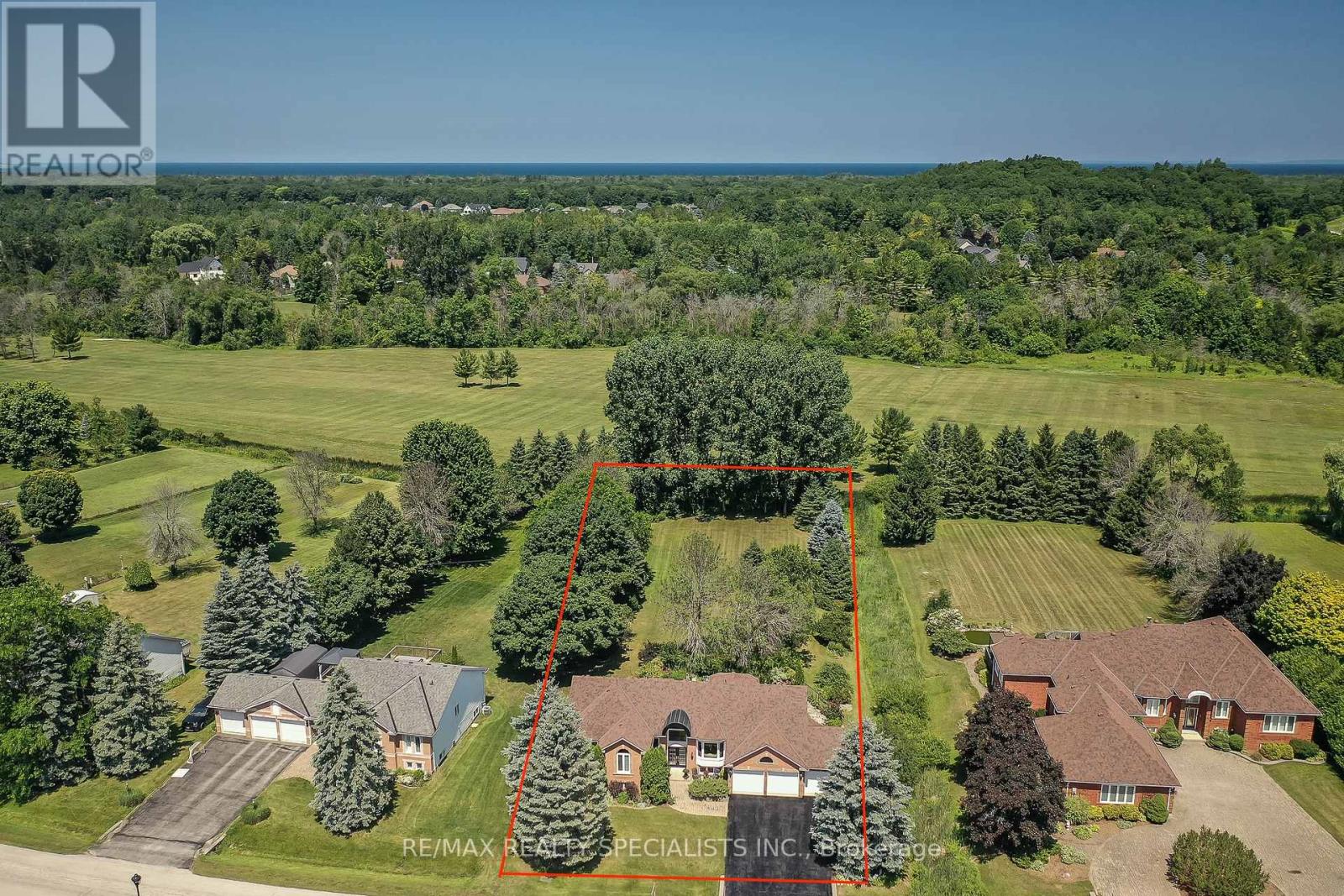 22 LAMONT CREEK DRIVE - 38