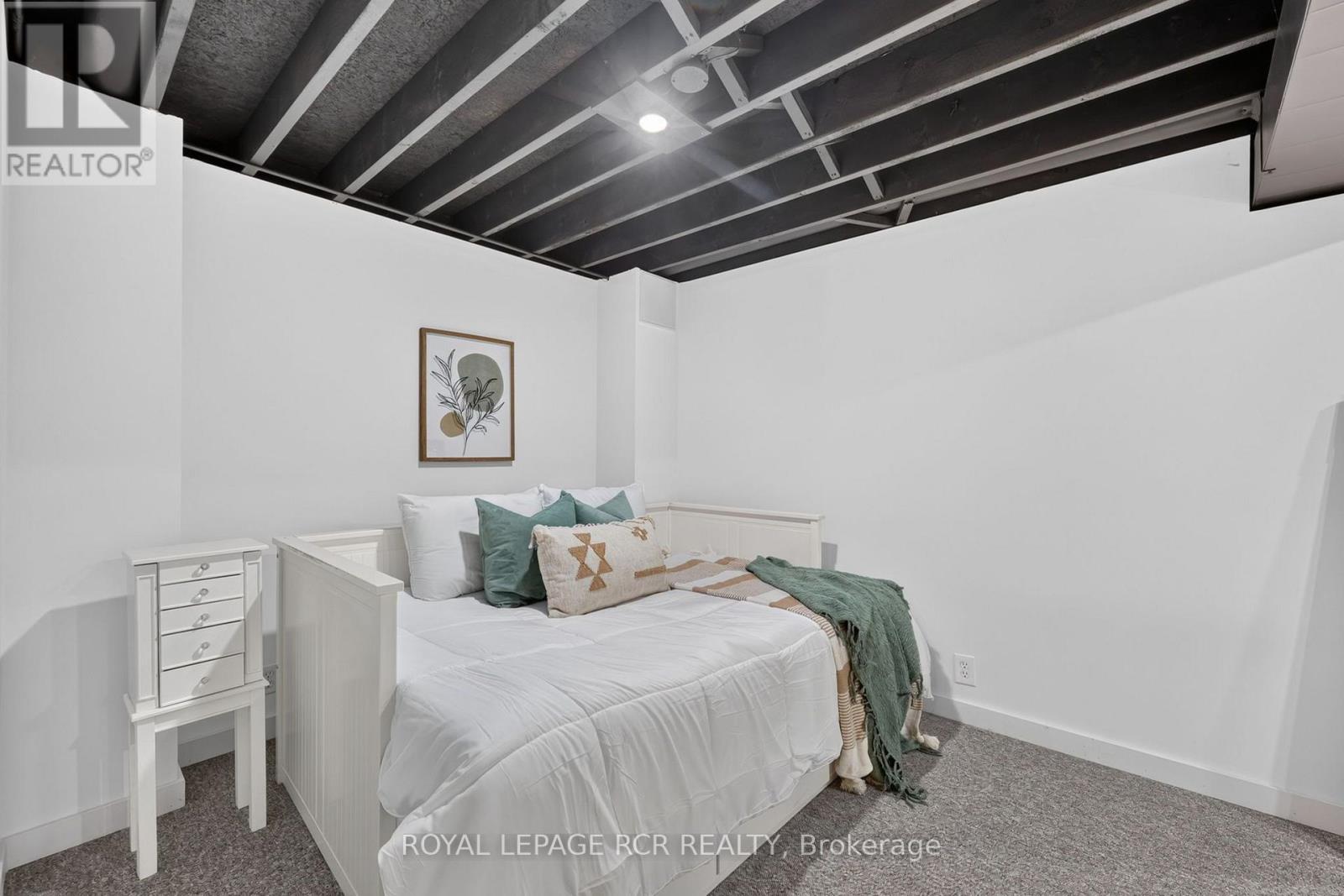 95 WATERS BOULEVARD - 26