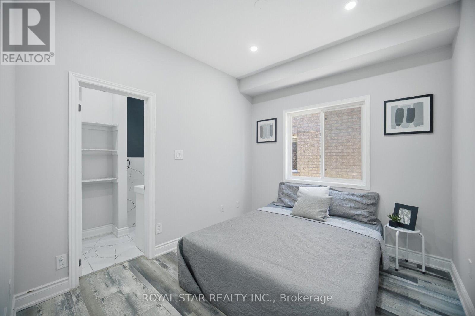 18 SUMMER MIST COURT - 21