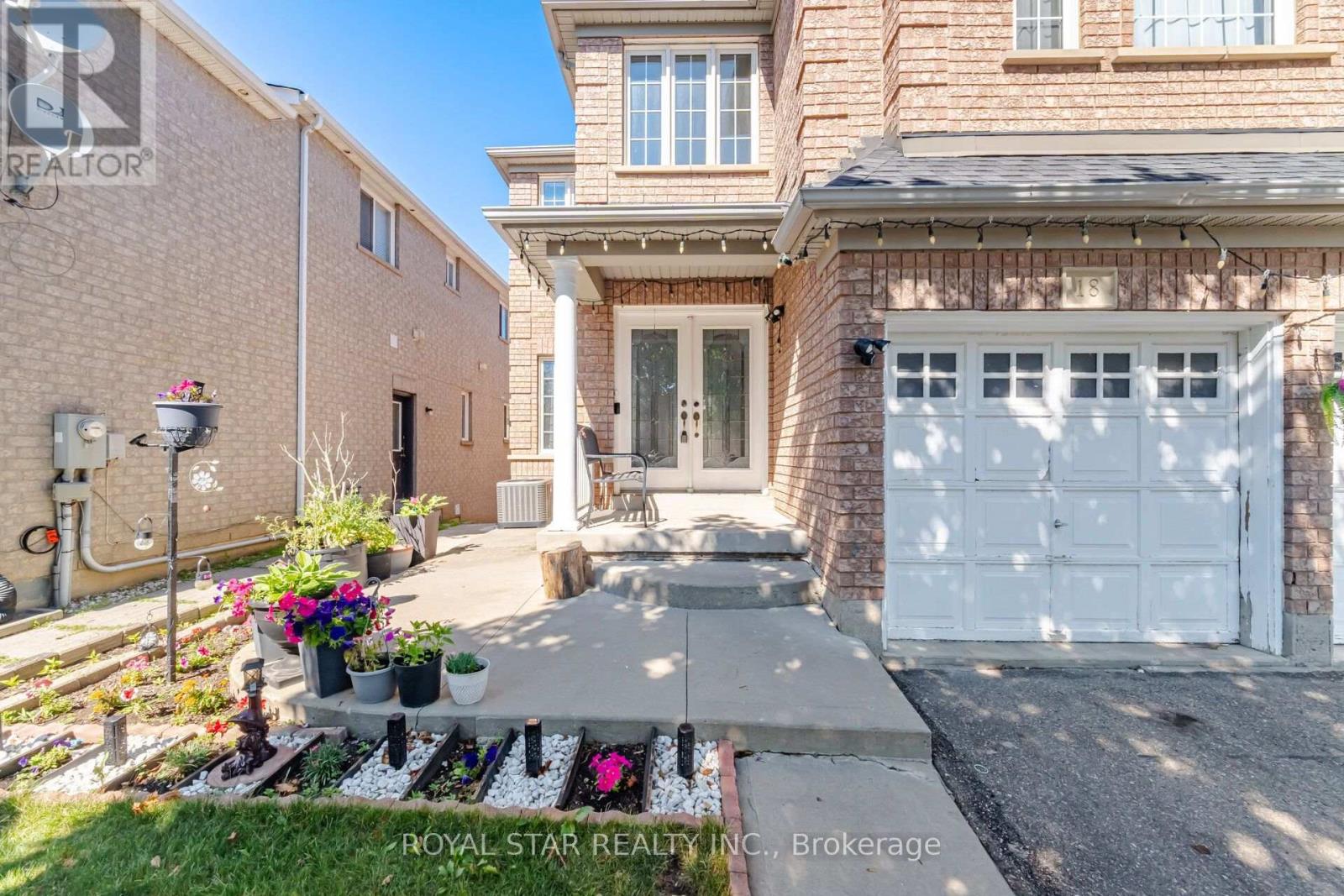 18 SUMMER MIST COURT - 4