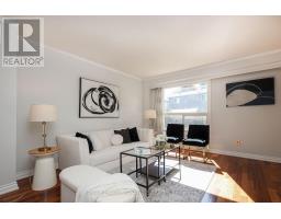 Living room - 37 Oleander Crescent, Brampton, ON L6Z2C1 Photo 7