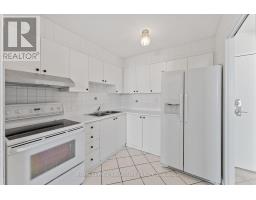 906 - 5 San Romanoway, Toronto, ON M3N2Y4 Photo 11