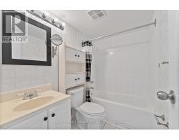 906 - 5 San Romanoway, Toronto, ON M3N2Y4 Photo 18
