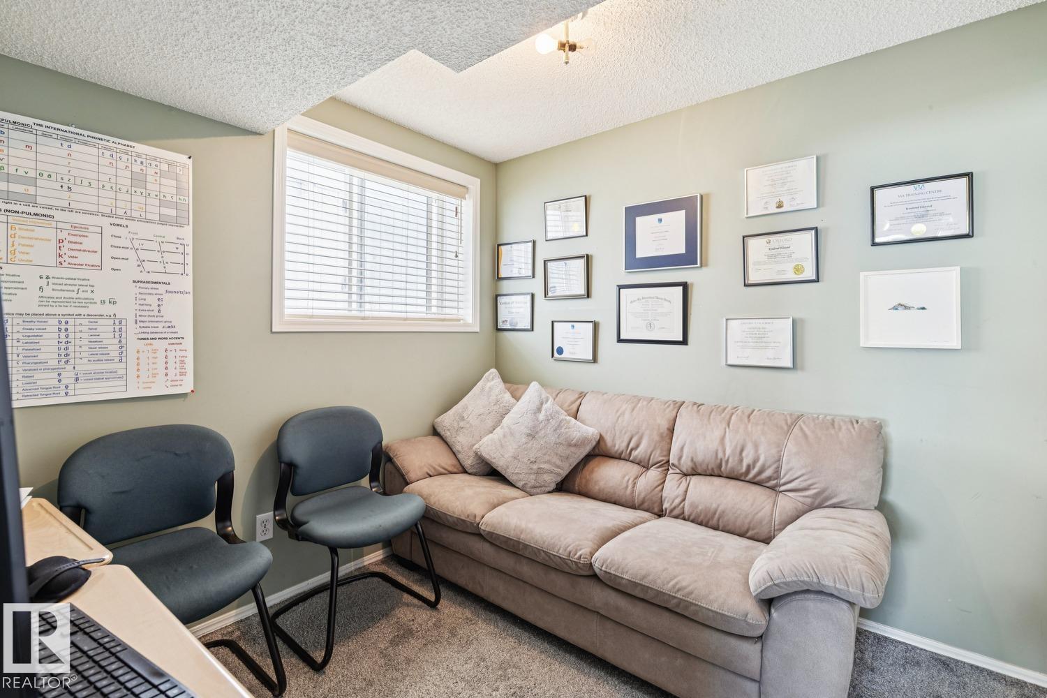 7912 154 AV NW - 15