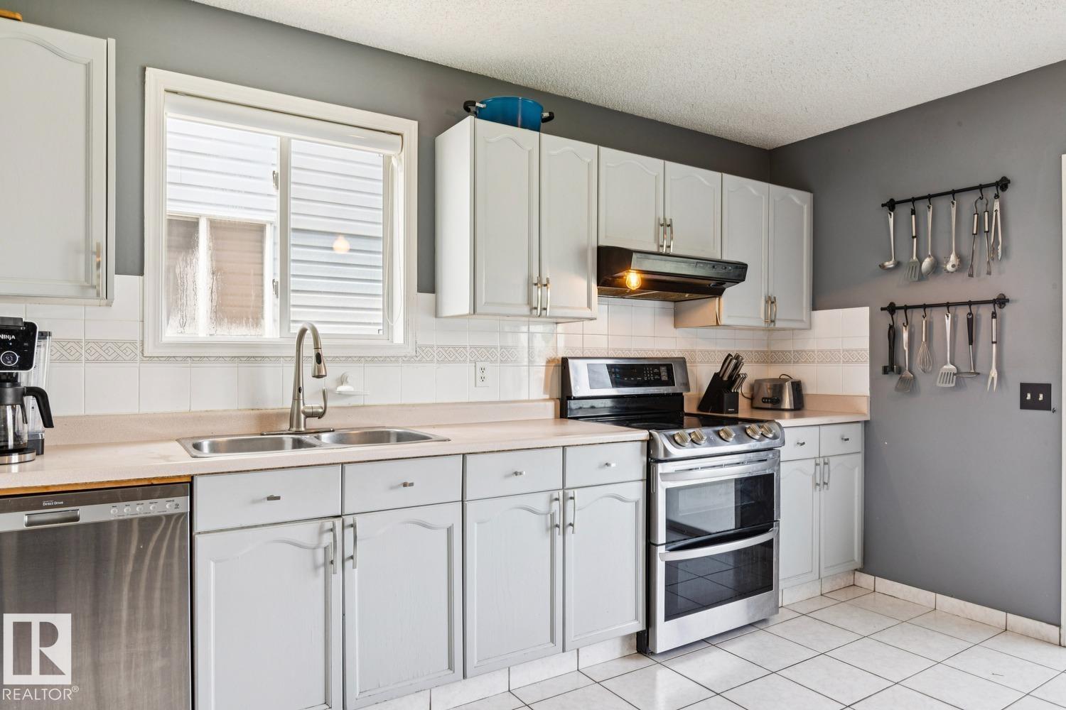 7912 154 AV NW - Image 8