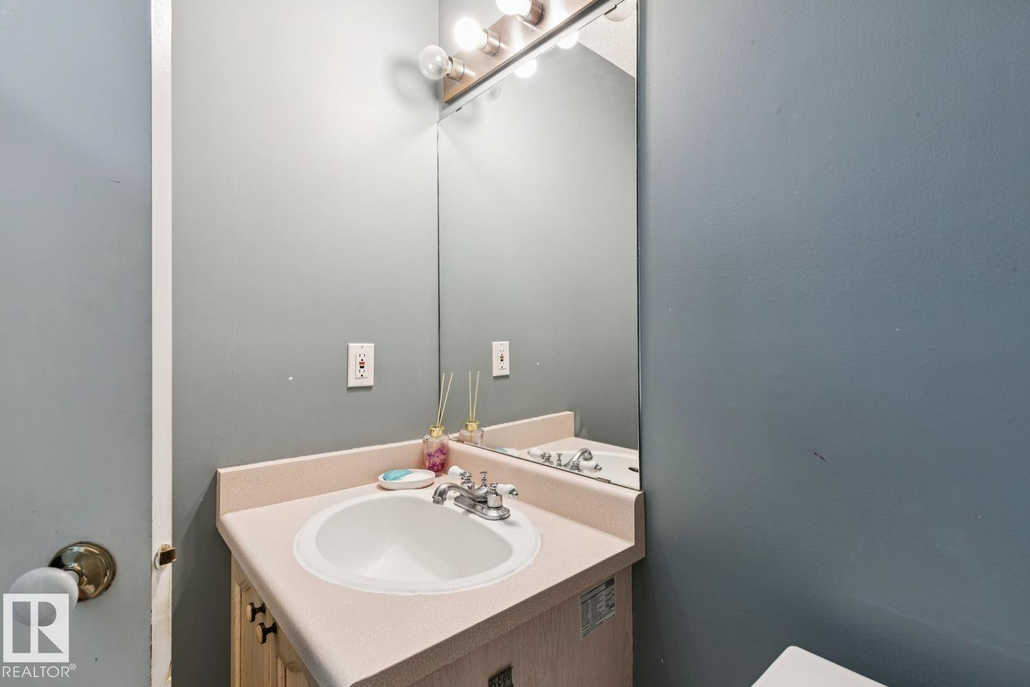 7912 154 AV NW - Image 22