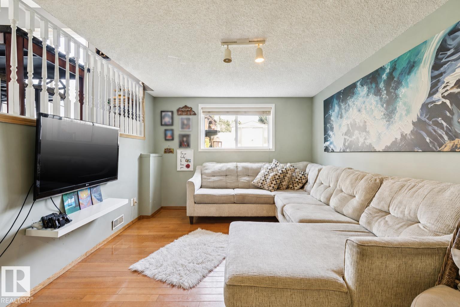 7912 154 AV NW - Image 13
