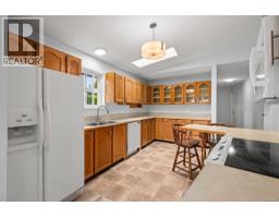 2233 6th St E, Courtenay, BC V9N7T8 Photo 10