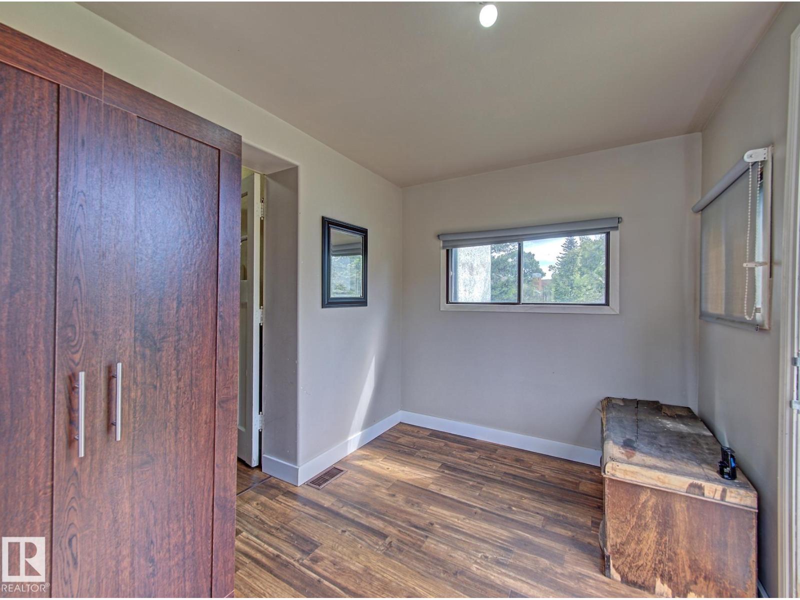 5414 52 AV - Image 5
