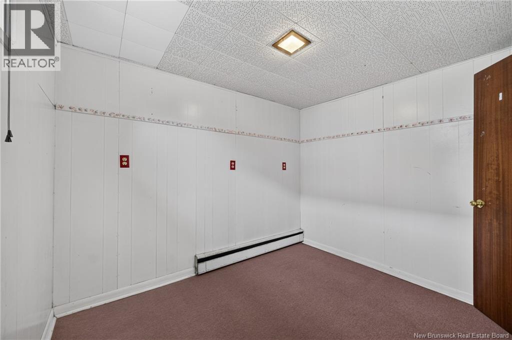 101 Birchmount Drive - Image 34