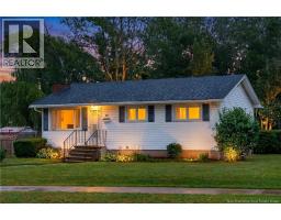 101 Birchmount Drive, photo 2